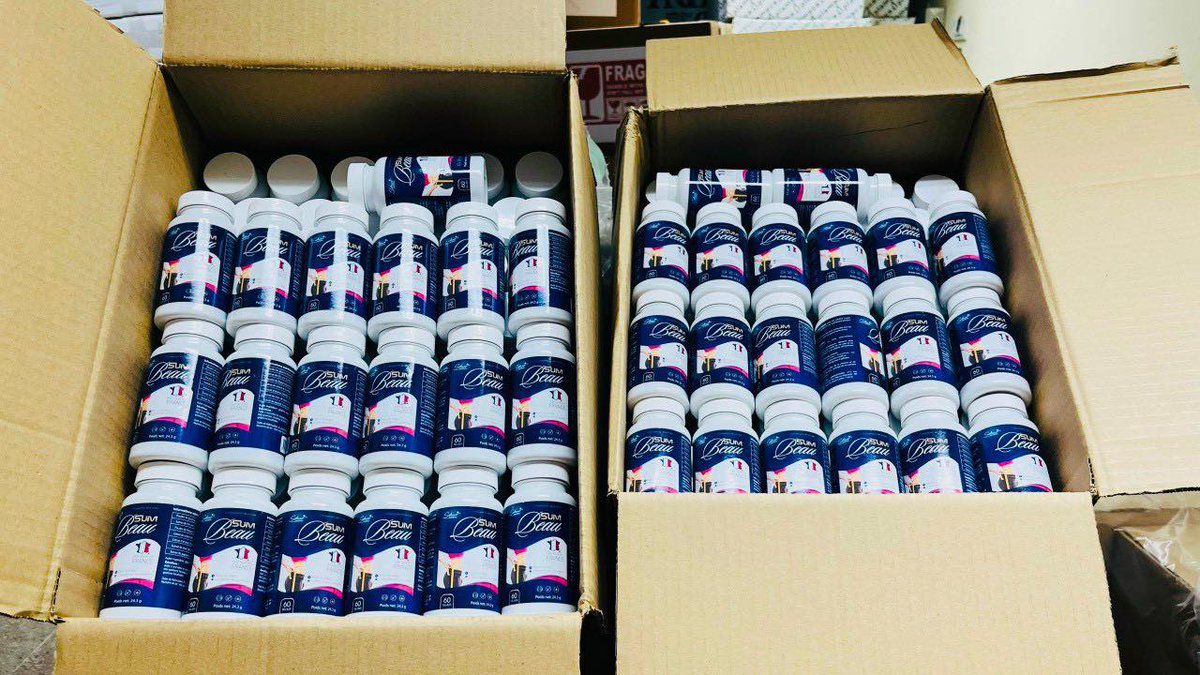 Dung_ThienHa's tweet photo. French weight loss products arrived this morning 😍
#sumpharma #giacong #thucphamchucnang #nhapkhau #mypham https://t.co/2qkL7YgoUs