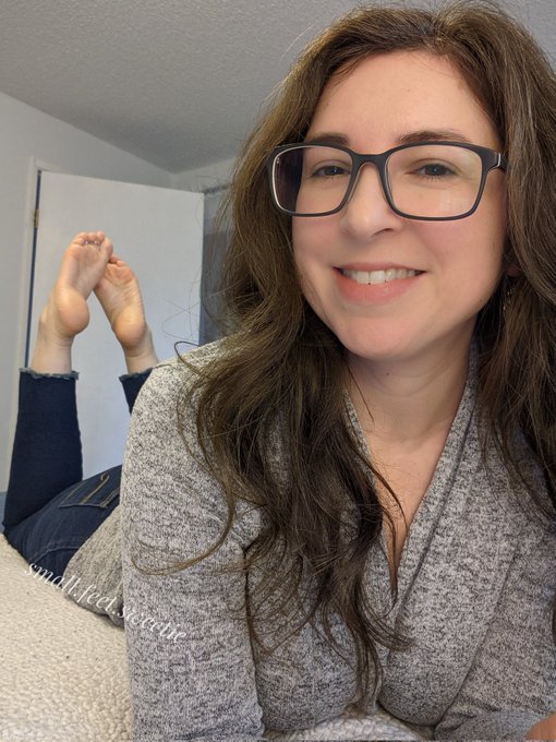 I heard you like jeans and feet! https://t.co/szg7eaPJrE<a href="/tag/mvsales"class="tags"><span>#mvsales</span></a>