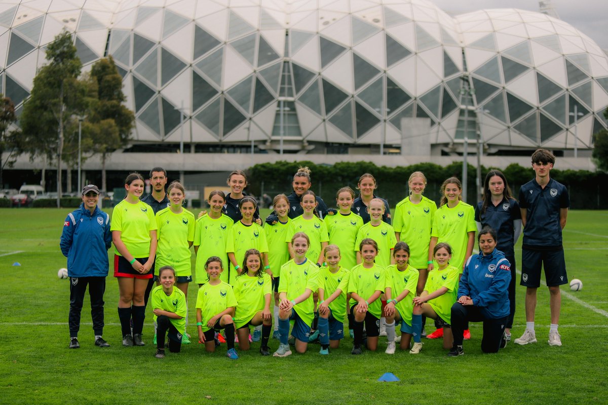 It was great to see so many kids running around Gosch's Paddock for our Masterclass last Friday! A big thanks to Boz, Stef, Josh, Sara, Murph and Paige for making Friday even more special 👏 For more info on our Victory Masterclass, head here: mvf.club/masterclass