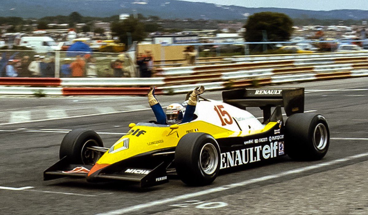 #OnThisDay
41 lat temu Alain Prost wygrał #FrenchGP. Renault na starcie zajęło pierwszy rząd. Na 20 lat to był ostatni taki przypadek. Francuz zdominował rywalizację na torze Paul Ricard, wygrywając z dużą przewagą. Podium uzupełnili Nelson Piquet i Eddie Cheever.
#ViaF1
#F1PL