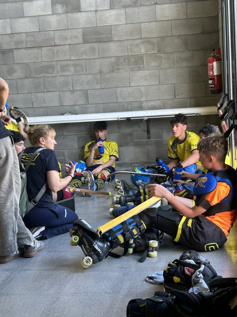 🏑 RESULTATS DE LA JORNADA

4 <a href="/clubpaticongres/">Club Patí Congrés</a> 
3 PRIMERA CATALANA ❎

8 @cpbelloc 
4 TERCERA CATALANA ❎

3 INFANTIL ➖
3 @capelladeshoqueiclub A

7 ALEVÍ ✅
3  @hoqueiclubpalau E

7 BENJAMÍ ✅
1 @chmollerussaprevintegral A

3 @hclleidanetalpicat 
1 PREBENJAMÍ ❎

<a href="/RadioSeu/">RàdioSeu</a>
