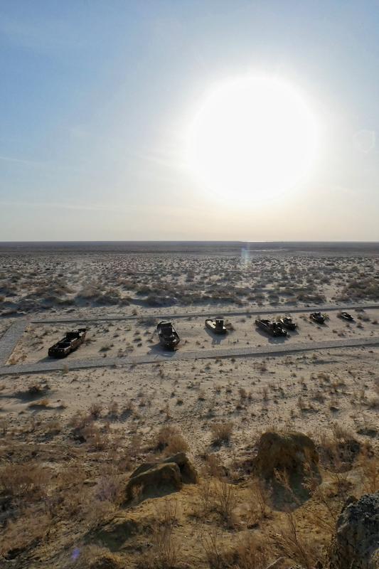 Aralsee hat Zentralasien deutlich staubiger werden lassen
Das Austrocknen des Aralsees hat Zentralasien in den letzten 30 Jahren um 7 Prozent staubiger gemacht. Zwischen 1985 und 2015 haben sich die Staubemissionen aus der wachsenden Wüste von 14 au...
nachrichten.idw-online.de/2024/04/17/ara…
