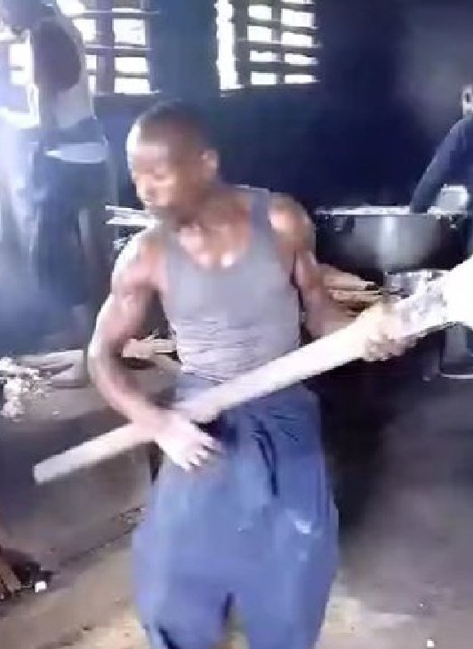 RwandaLens tweet media