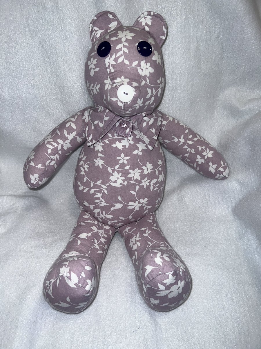 pmscrafts74's tweet image. We love creating our memory quilts, memory bears &amp;amp; pillows for our customers in our smoke free &amp;amp; pet free Poolville Palace. These are recent orders we have finished! #facebookpmscrafts #memorybears #babyclotherquilt #tshirtquilt #memorypillow #poolvilletx #smokefree #petfree