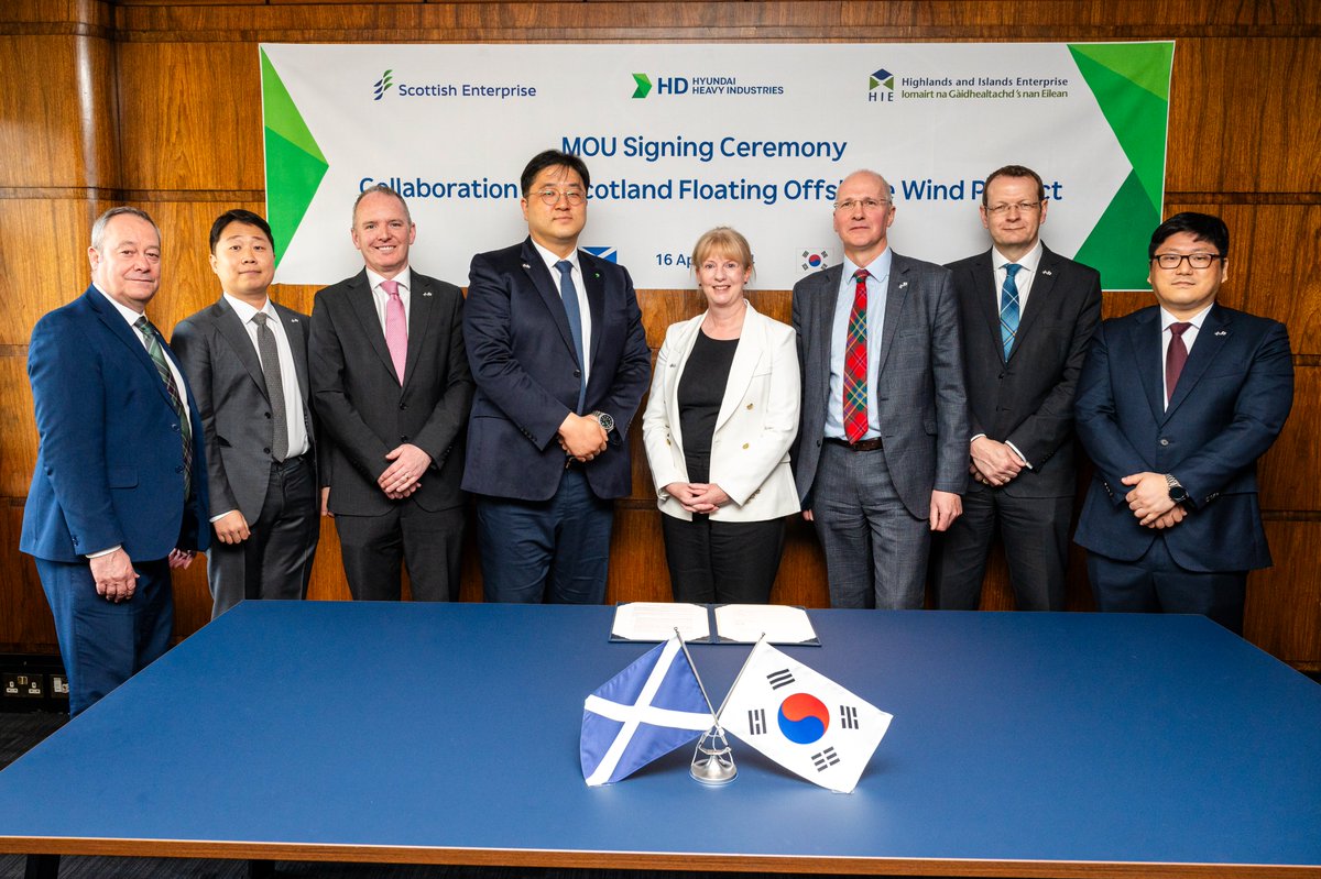 HD Hyundai Industries is the world's largest shipbuilding company and a major manufacturer of equipment used in the industry. The Memorandum of Understanding is the company’s first agreement in Europe on floating offshore wind manufacturing. Read: gov.scot/news/hyundai-p…