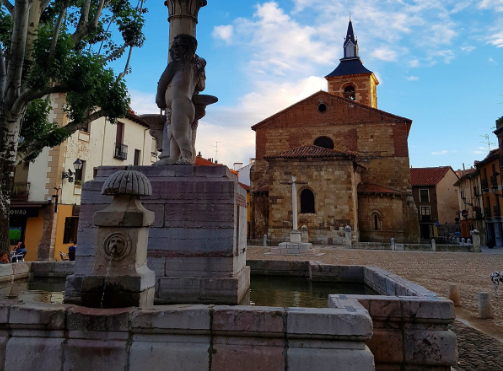 Feliz día a todos 🦁<a href="/PaisLeones987/">País Leonés</a> #Leonesp #PaisLeones #RegionLeonesa #Zamora #Salamanca #Bierzo #Madrid #Galicia #Gastronomia #Arte #rutas #BuenosDias #BuenosDíasATodos   

¿Me sigues y te sigo? 😆
#Camino #CaminodeSantiago🥾👣🌳

Os agradecería muchísimo un RT o un MG💕💕💕