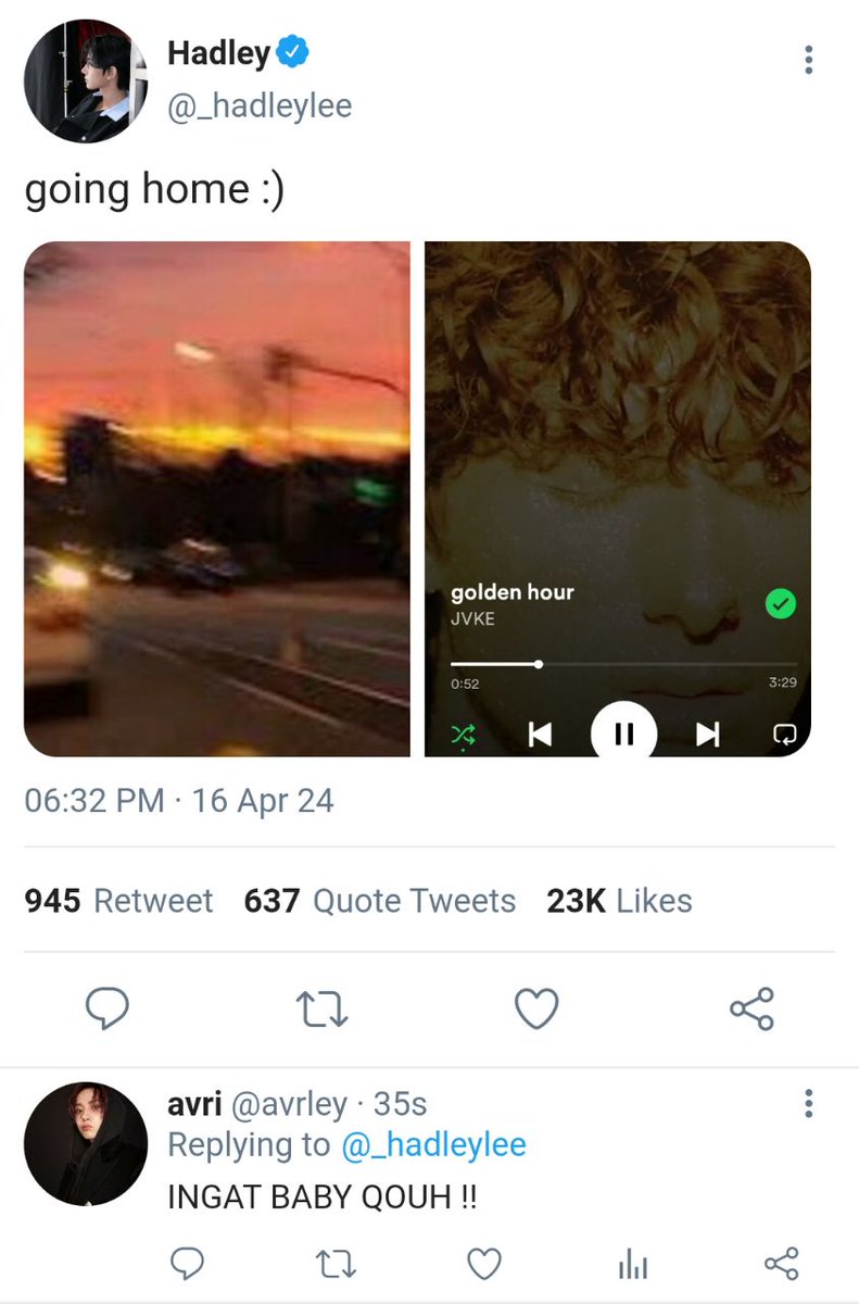 _sunshinekim's tweet photo. a #heesun au 

          wherein music enthusiast Sevyn (sn) likes to post a song recommendation and his idol Hadley (hs) happens to cover it, accidentally (?)
 
1/5 https://t.co/rBPH94pk7y