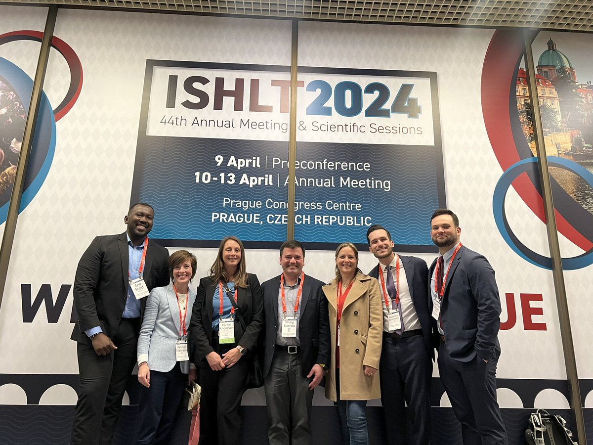 Thrilled to share that our Heart and Lung Transplant teams are making waves at the annual @theishlt conference in Prague! 🌟 

Presenting groundbreaking research and showcasing our commitment to excellence in patient care. Way to go !💙🧡

#ISHLTConference #TransplantInnovation