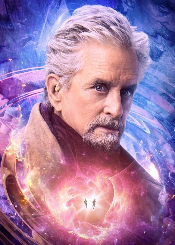 💬 Michael Douglas a révélé comment il voulait que son personnage, Hank Pym, meure dans #AntManAndTheWaspQuantumania :

« J’ai dit que j’aimerais avoir une mort sérieuse [...] Il doit y avoir une façon fantastique où je peux rétrécir à la taille d'une fourmi et exploser. »