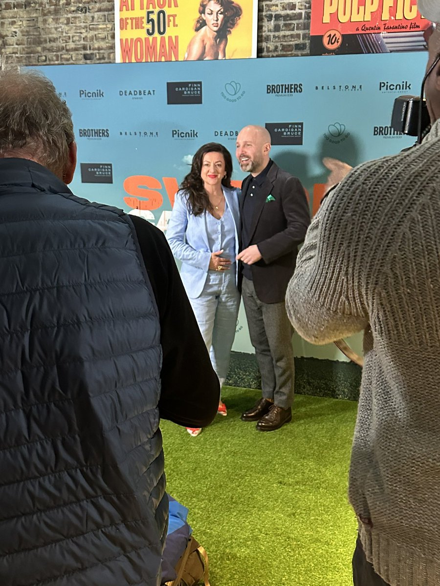 JoBurford_'s tweet image. If you love a quirky British comedy, make sure you go to see Swede Caroline at the cinema, written by my wonderfully talented friend @BrookDriver and starring the brilliant Jo Hartley. let’s keep indie film making alive and get behind our homegrown talent (literally 🥔🥙🥒) 🎥🎬