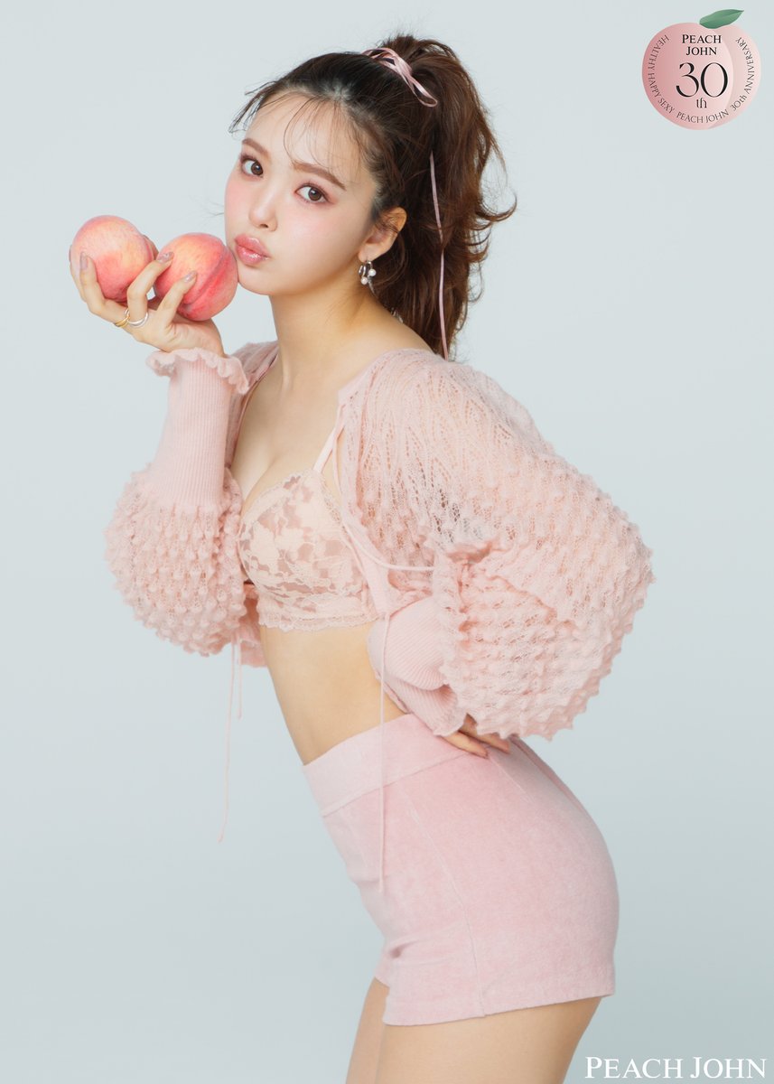 藤田ニコル、まあるい美ヒップ披露 💕 ピーチ・ジョン 新作アイテム