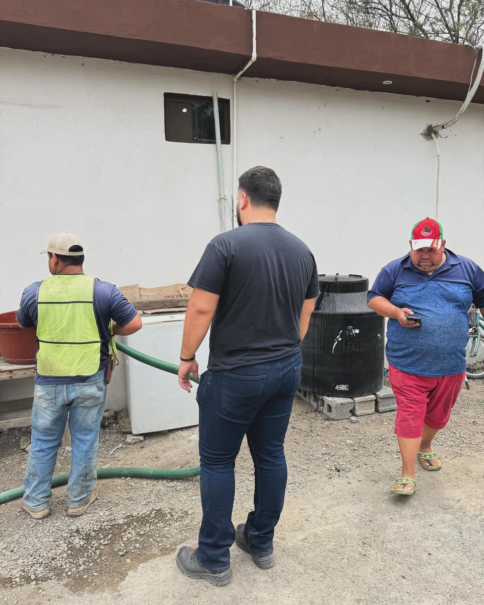 MauSilva30's tweet photo. Sigamos trabajando, por un Victoria mejor, ¡en unidad hacia el cambio!🙋🏻‍♂️🔺
.
.
.
.
.
.
.
.
.
#MauricioSilva #siuncorazontocamosuncorazonganamos #fyppp #smile #foryou #parati #enunidadhaciaelcambio #arcagroup #altruismo https://t.co/bRnROJLikc