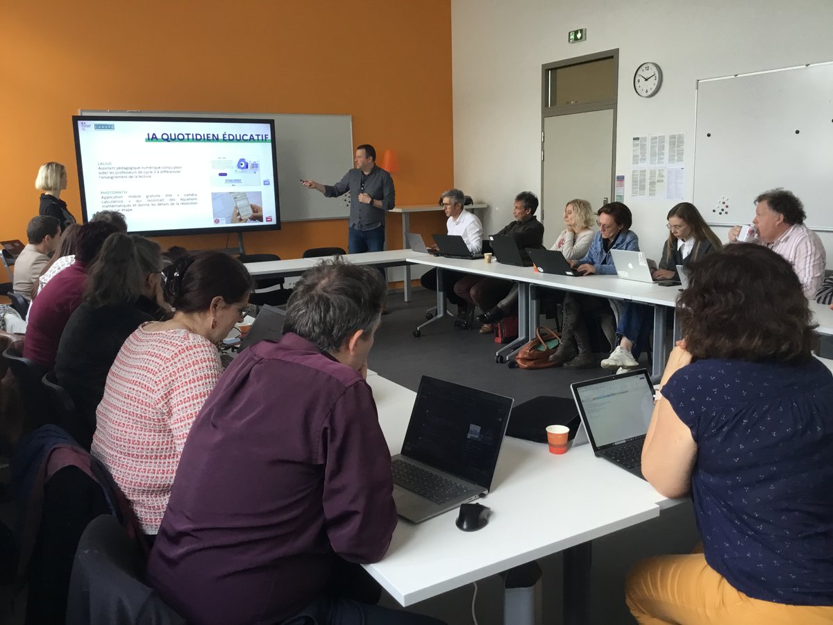 La semaine de l'#IA se poursuit dans la <a href="/RA_GrandEst/">Région académique Grand Est</a> avec la journée des cadres dans les ateliers Canopé de Reims, Nancy et Strasbourg⤵️
✔️Table-ronde sur la stratégie nationale et🇪🇺
✔️Ateliers sur les usages, enjeux, opportunités...
✔️Présentation de MIA seconde par <a href="/T_EvidenceB/">EvidenceB</a>