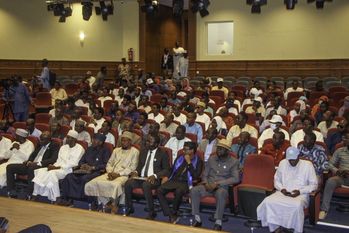 Collectif 2M tweet media