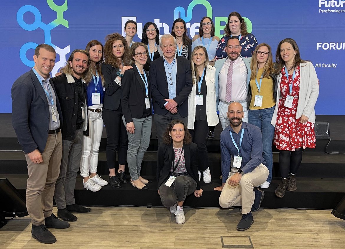 #FutureIBD #Madrid 
A great picture of the Italian group with Prof Colombel and Prof Panaccione!!! 🤩🤩
