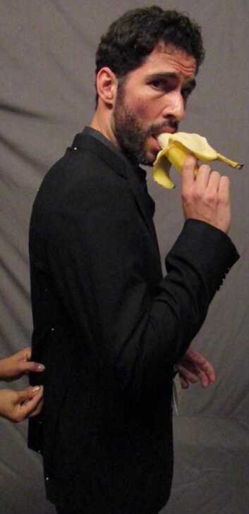 Happy Wednesday with #TomEllis #NationalBananaDay