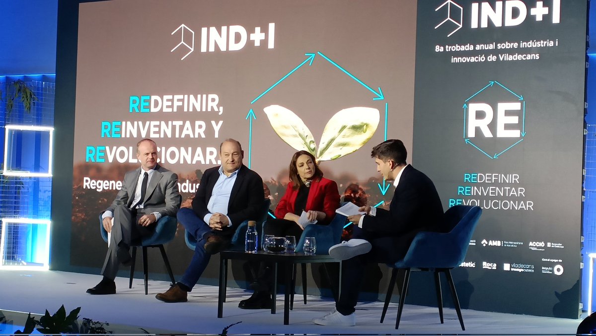 pacteindustrial's tweet photo. Ester Pujol (@AgenciaEconAMB) ha anunciat la presentació d'una xarxa de #ciutats i #empreses metropolitanes socialment compromeses.
@albertcaste (@accio_cat) ha apuntat els reptes de la #indústria (#descarbonització #sequera #circularitat) i ha presentat casos d'èxit
#FENTLINDI https://t.co/T3l7TL9xmY