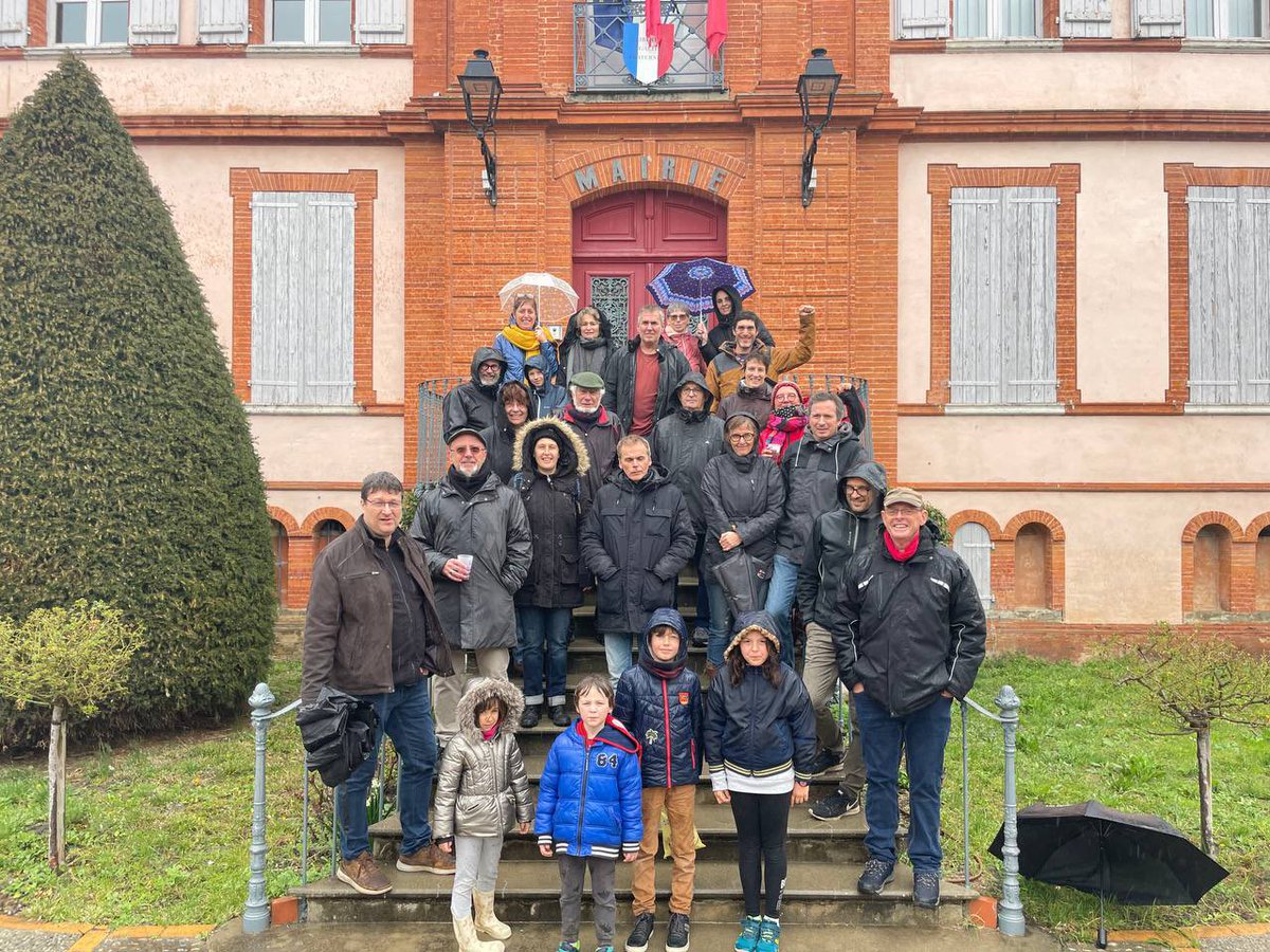 Il y a 1 an nous étions dans le mouvement social pour le retrait de la contre-réforme des retraites. Cette année, à la veille des jeux olympiques, organisons un #1erMai massif et revendicatif ! 👊 Un nouveau RDV devant la sous-préfecture de #Muret à venir cette année encore !