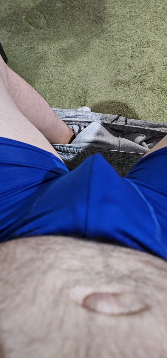 iwantpantyhose's tweet photo. Is he worth a ride, comment yes or no bellow. #dickpic #dickinundies #hardon #anytakers #wantaride #woodsready #howshelook #wortharide #commentplease #replybelow https://t.co/2FwlhstjhO