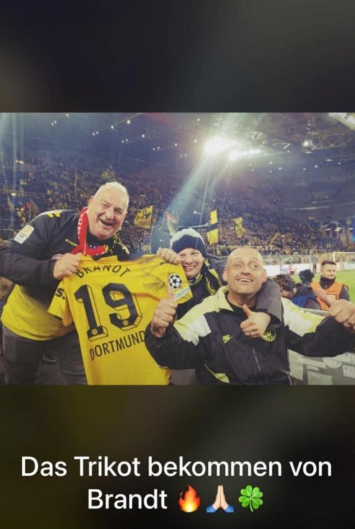 Wichtiger Nachtrag: Das Trikot von Brandt, welches die Frau dem Rollstuhlfahrer geschnappt hatte, ist seine Frau. Sie sind 11 Jahre zusammen und haben beide jeweils ne Dauerkarte! Also alles wieder gut! #bvb