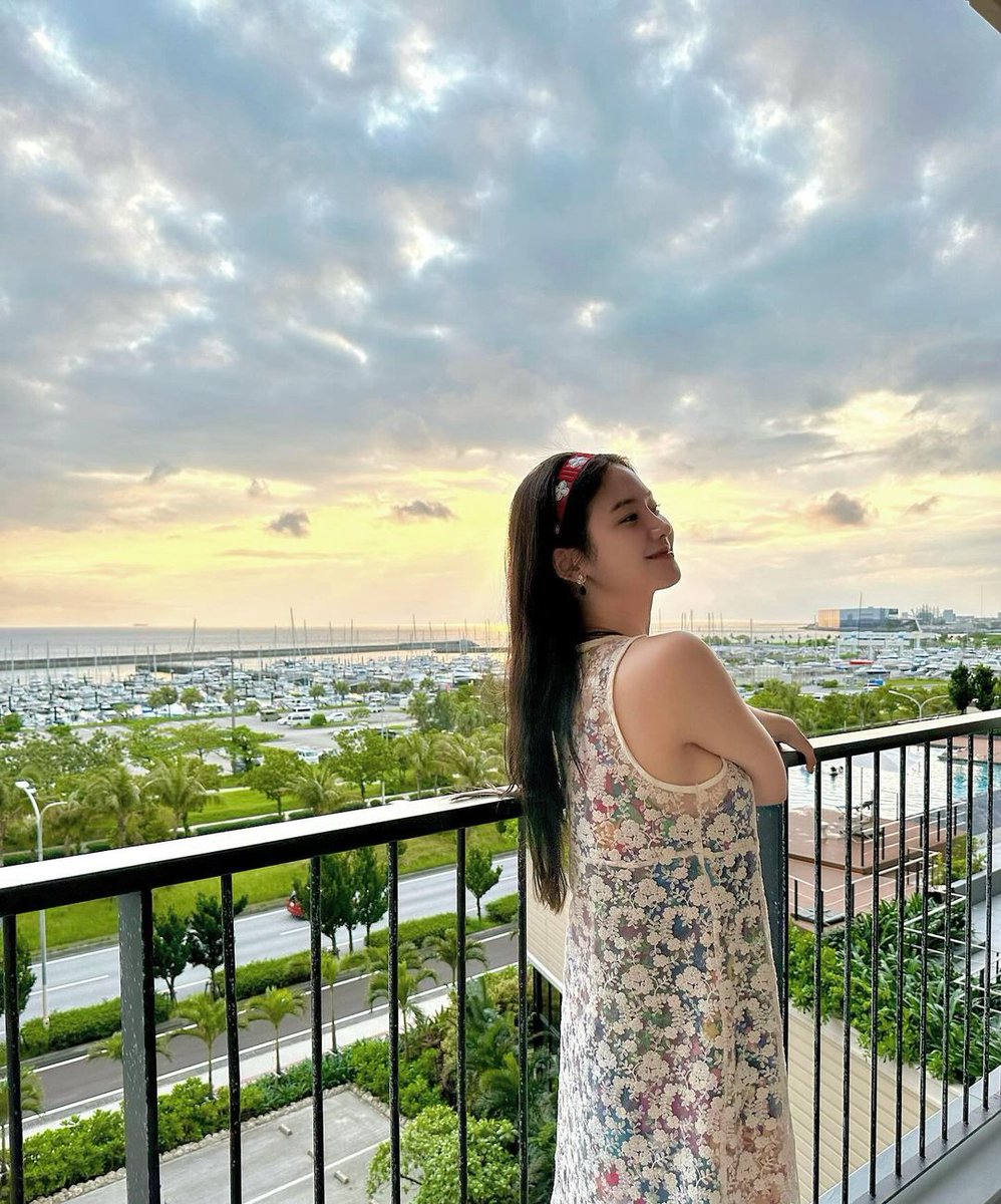 juhyunupdates's tweet photo. [🖼] Park Juhyun updated her instagram feeds

"#okinawa🐋"

🔗 https://t.co/I8ZqZzKWki

#박주현 #ParkJuhyun https://t.co/zDtmRjmWc9