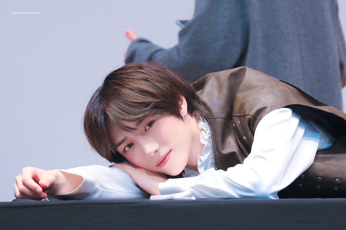 B_Beomgyu313's tweet photo. 240408 #BEOMGYU #범규 #TXT https://t.co/iUaj9SKA8G