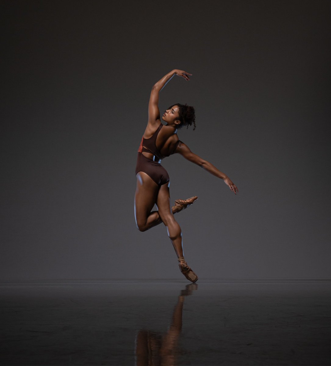 COUNTDOWN to @BarbicanCentre! 4 weeks to go, so it's time to get nervous! This week, say ¡hola! to Junior Artist, #HelgaParisMorales! Ballet Black: HEROES: 15-19 May barbican.org.uk/whats-on/2024/… #bbHEROES #BalletBlack 👑