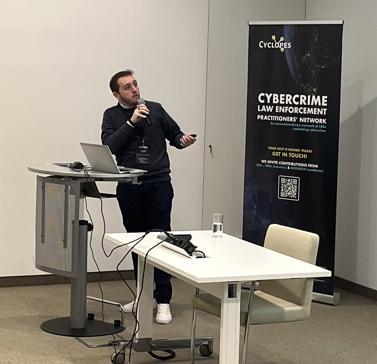 ProjectCyclopes's tweet photo. Freek Bomhof from @TNO_nieuws moderated a session dedicated to #AI in relation to fighting #cybercrime. The distinguished speakers were Dr Daniel Lรผckerath and Prof Dr Marco Gercke.
#cyclopesnetwork #h2020 https://t.co/H2Mj8NrcWQ