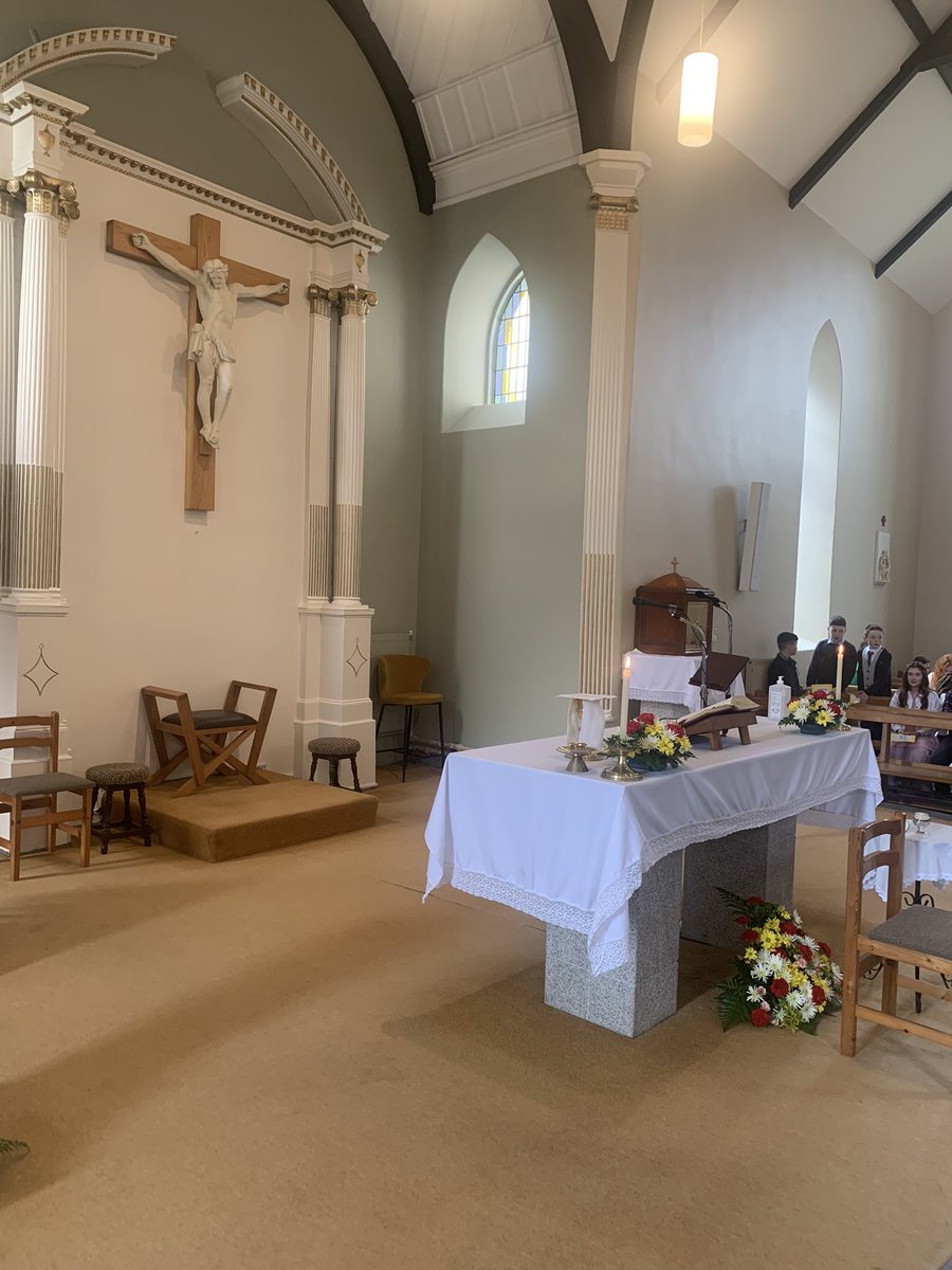 Just arrived in St. Moling’s Church, Glynn for Confirmation of 28 young people who attend Glynn NS, Newtown NS and Drummond NS - blessings on all these wonderful young people of St. Mullins @KANDLEi @CatholicNewsIRL @StMullinsGaa @Stmullinsjuvi