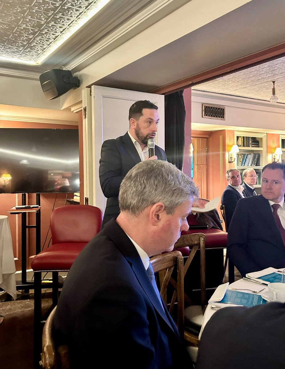 Just wrapped our inaugural @businessposthq/@IrelandFundsGB breakfast event in London. Delighted to moderate a fascinating discussion between @McConalogue and @hilarybennmp on Anglo-Irish relations. Thanks to all who attended @sarahmurphy1987 @LorcanAllen @_DominicMcGrath
