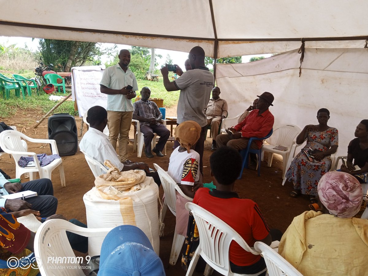 Day 3: Farmer Training at Kamusenene Village supported by #PELUMUganda!!! We have been joined by Stuart and Ssebaduuka Elisa from RUCID, Mityana to further support farmers acquire knowledge on organic soil health through production of organic fertilizers & Pesticides production.