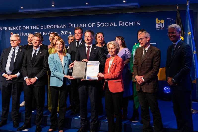 👏🇪🇺 La déclaration de la Hulpe est signée : l'UE renouvelle ses vœux pour une Europe sociale engagée pour le dialogue social, des transitions justes, la lutte contre les discriminations et la réduction de la pauvreté Un moment clé qui dessine l'avenir social de notre Union