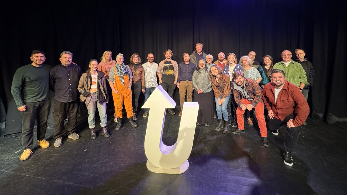 Wow! I’m still buzzing from the @BBCUpload and @BristolTonic showcase for @LyraFest last night!
Celebrating poetry in all forms from poets across the West Country!
Look at our amazing performers!