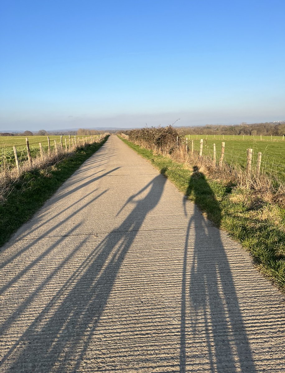As it's #NationalBicycleday it's only right you get out on your bikes and go on a adventure! Check out the Penshurst Estate bike route in the link below... sustrans.org.uk/find-a-route-o…