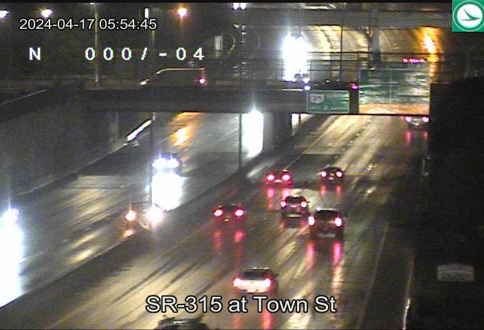 🚘Stalled vehicle blocking the left lane of SR 315 S/B at Rich St./Town St. (Franklinton)