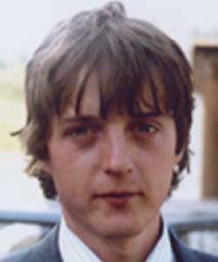 Today marks 29 years since Marcus Rigby went missing. Marcus was 27 when he went missing from #GrangeOverSands, #Cumbria, on 17/04/1995. Hear more on The Missing podcast: misspl.co/vIKc50ReXSM Our thoughts go out to his loved ones. #findMarcusRigby misspl.co/J16b50ReXSK