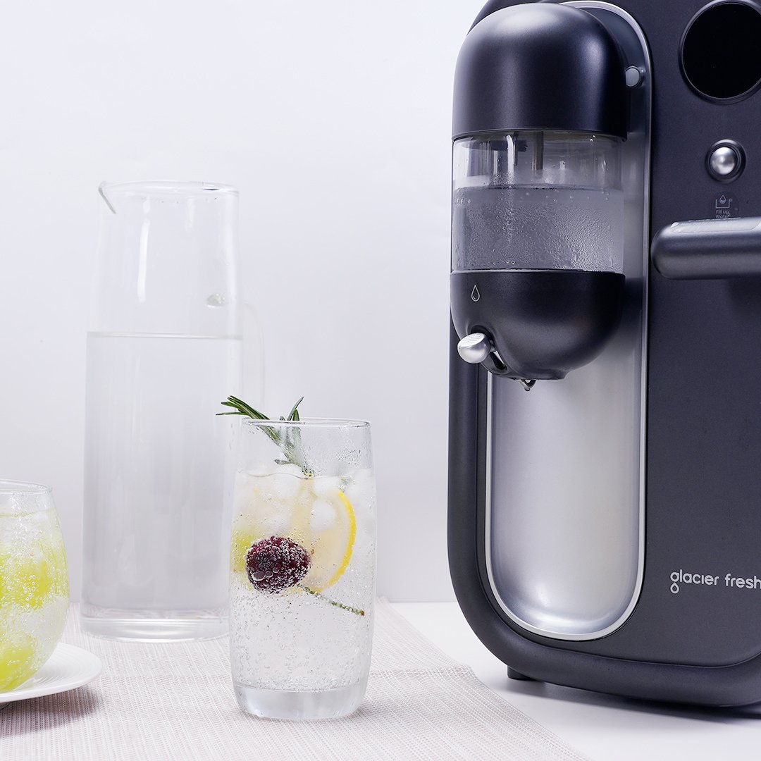 Glacierfresh_'s tweet image. Bored of the same drinks? Why not try our drink magic machine and unleash your DIY talents!Don’t forget that our $100 discount promotion is still going on!🍊🥂#HomeSodaMachine #DIYBeverages #sparkin
👋CODE:CUT100
👀bit.ly/3rm7UtK