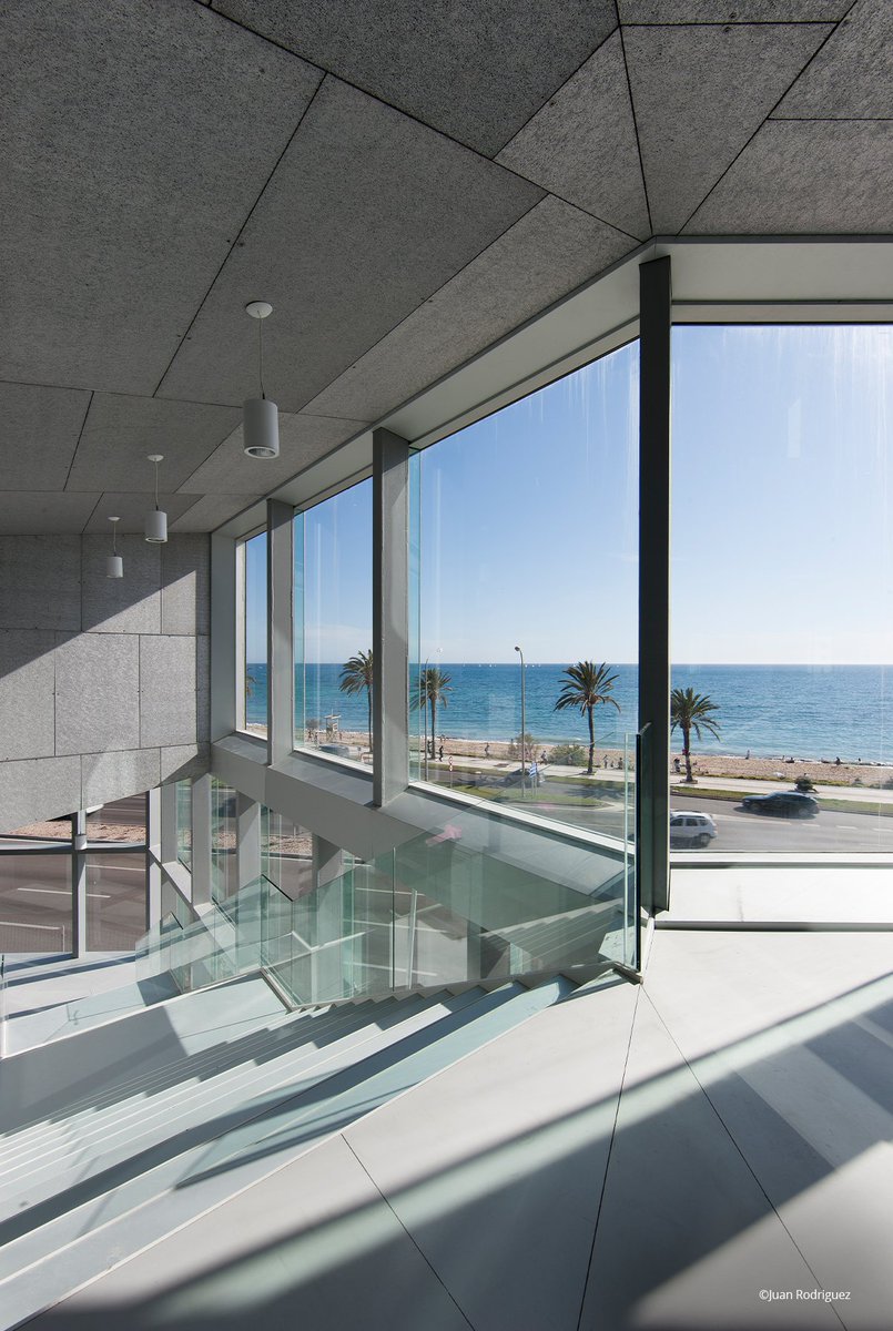 guardianglasseu's tweet photo. The Palma de Mallorca Auditorium is made of #SunGuard™ Solar Light Blue 52 to help lowering the solar energy, thus helping to reduce the demand on air conditioning. Combined with #ClimaGuard™ 1.0 glass for the inner part, it provides thermal insulation to face colder months. ✅ https://t.co/Zw2X2LP4Uu