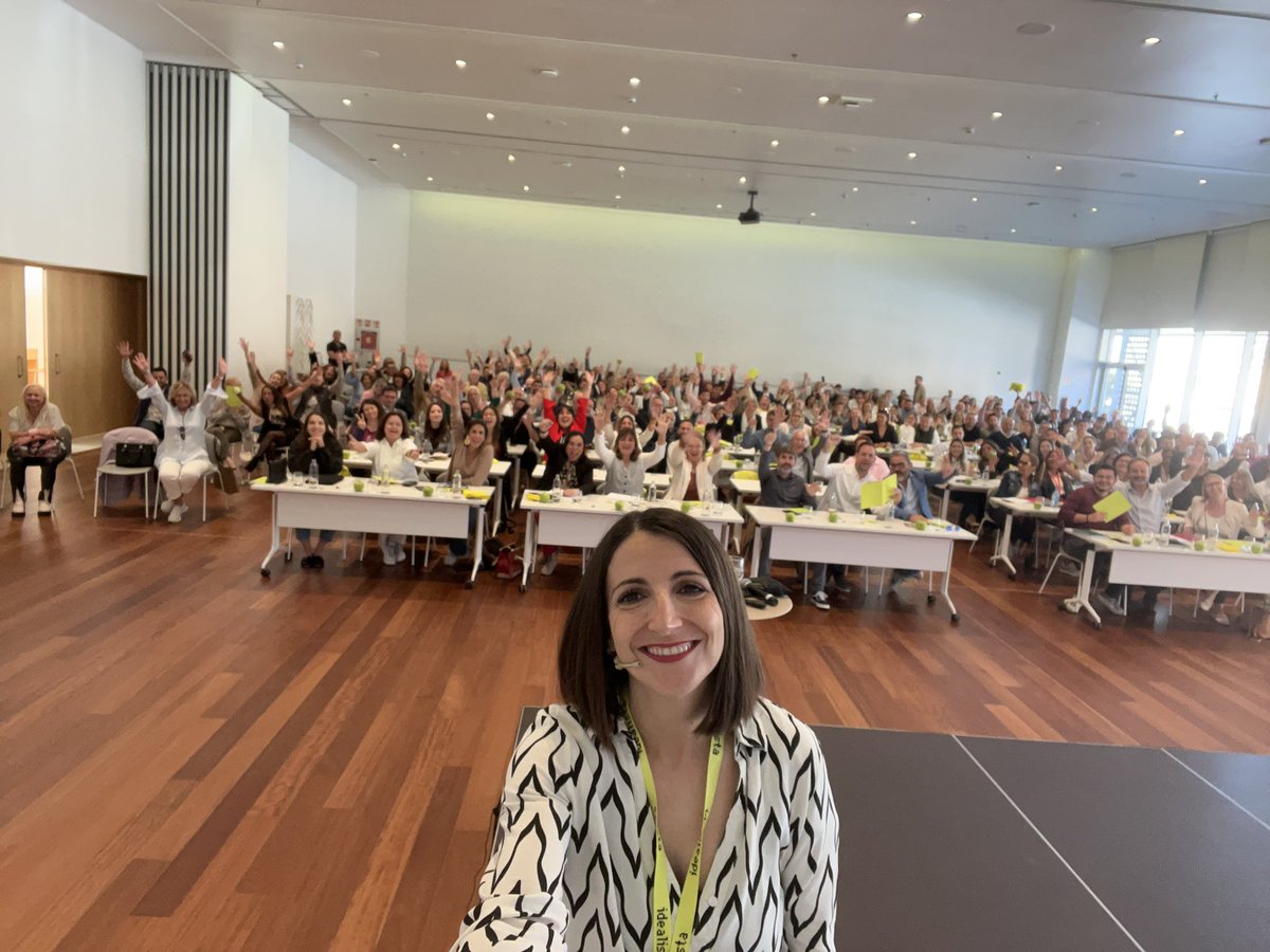 #workshopidealista Mallorca 17-4-24 increíble recibimiento con tantísimos profesionales apostando por la tecnología y la inteligencia artificial. Muchísimas gracias!! 🍏🍏<a href="/idealista/">idealista</a>