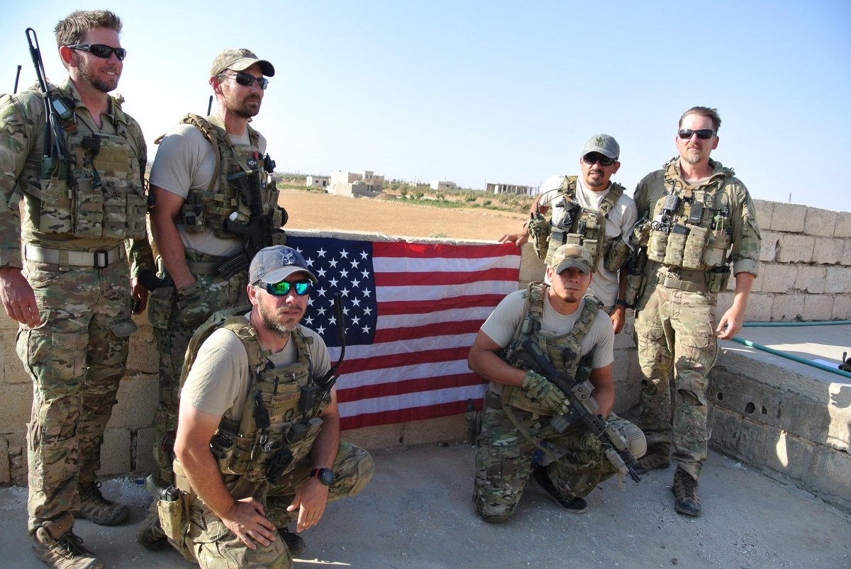 PJ_Tetsu's tweet image. 「SOSTって何？」てのを見たので、久しぶりにちょっと書いときます。

Special Operations Surgical Teams(SOST)はAFSOCに設立された最も新しい特殊作戦グループです。最前線での医療の提供に特化されており、どのような環境、時間帯、光源状況でも15分以内に高度医療を展開できる能力を有しています。