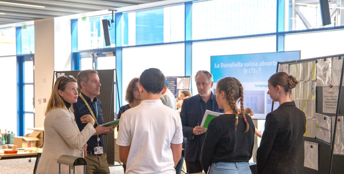 🏆 Félicitations aux élèves du collège Le Chamandier à Gières, gagnants de la finale académique du concours CGénial organisée sur le site de Crolles.
🗓️ RDV le 15 mai pour la finale nationale au <a href="/MuseeAirEspace/">Musée de l'Air et de l'Espace</a>.
<a href="/Sciences_Ecole/">Sciences à l'École</a> <a href="/Fond_CGenial/">Fondation CGénial</a> <a href="/acgrenoble/">Académie de Grenoble</a>
#STEM #Innovation