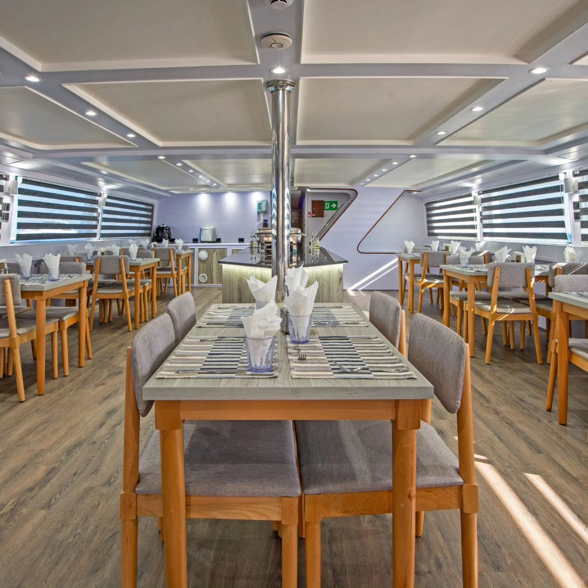 indahousegroup's tweet photo. Excited to showcase our versatility! Our recent collaboration with a company resulted in sleek dining and bar sets and coffee tables for a boat.
At INDAHOUSE, we thrive on partnerships with both individuals and businesses. 
#CorporateCollaborations #FurnitureFactory https://t.co/H9epVhGRTa