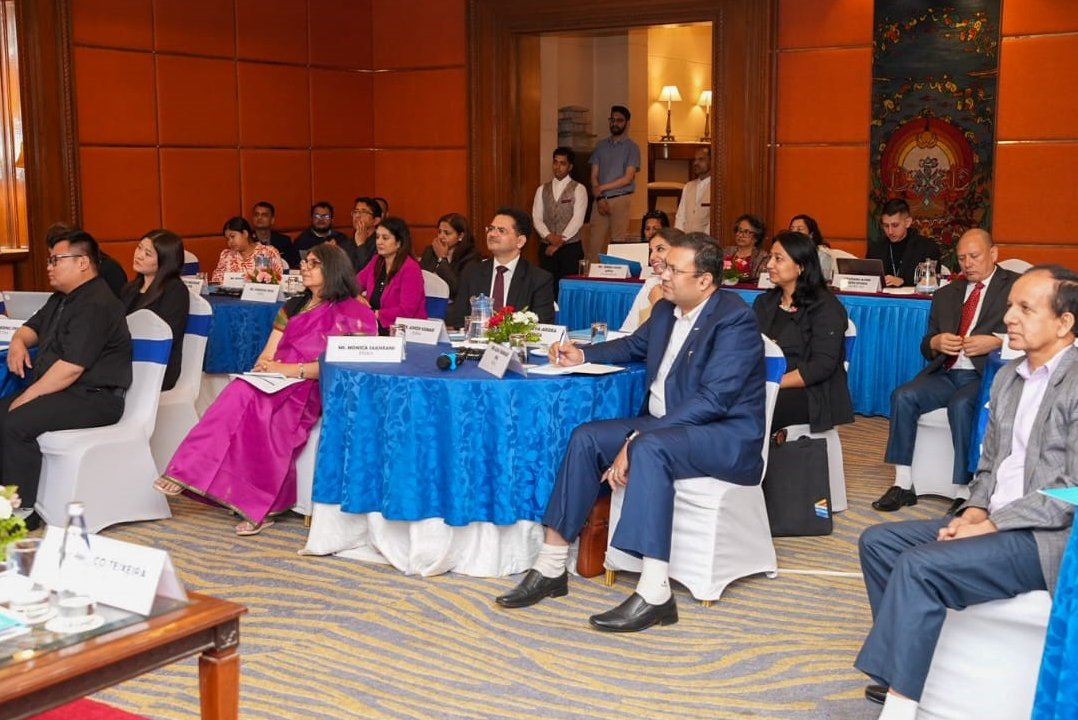 Access to justice is a fundamental right. In Nepal,a @UNODC technical meeting has convened key stakeholders-governments, civil society & legal aid providers from Bangladesh, Bhutan, India, Nepal & Sri Lanka-to establish a regional criminal justice legal aid network in #SouthAsia!