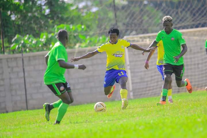 📸 | @NormanNamanya4 now has five league assists after providing one to The Hunter @ahimbisibwe_val last evening against NEC FC. Keep the 🔥 #Atwooki #URAFC | #OneTeamOneDream