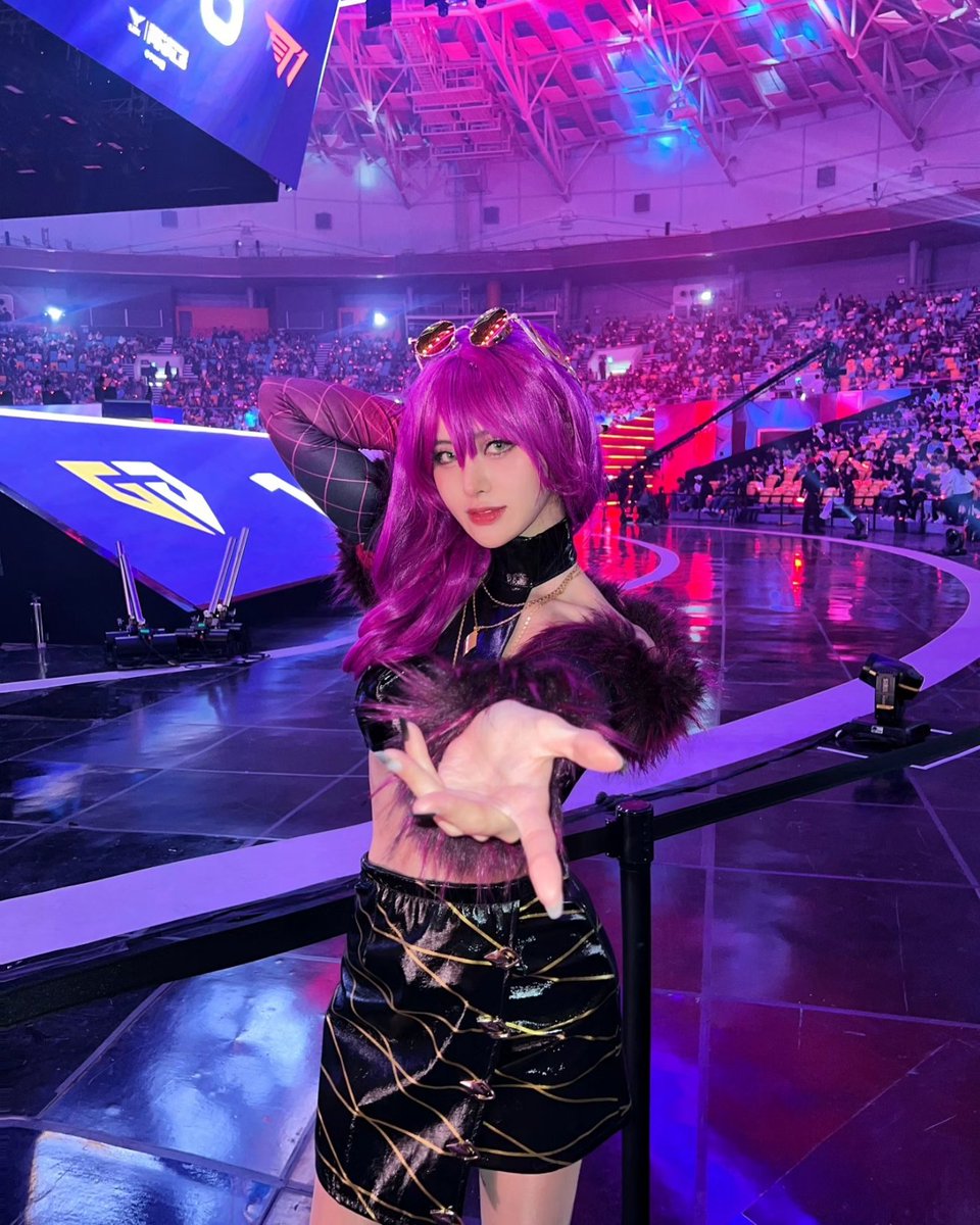 😈🎵
경기장이랑 어울리는 옷,,, 빤딱빤딱✨️✨️

#LCK #LeagueOfLegends