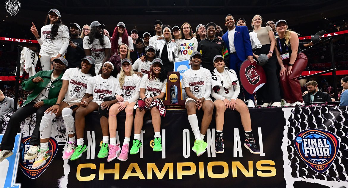 *** memo 2 #snl : we will celebrate the true 2024 national champions ~ @GamecockWBB who went 38-0 including defeating caitlin clark & her iowa teammates ! 😊🏆🫶🏾❤️🐔🖤🤙🏾🙏🏾