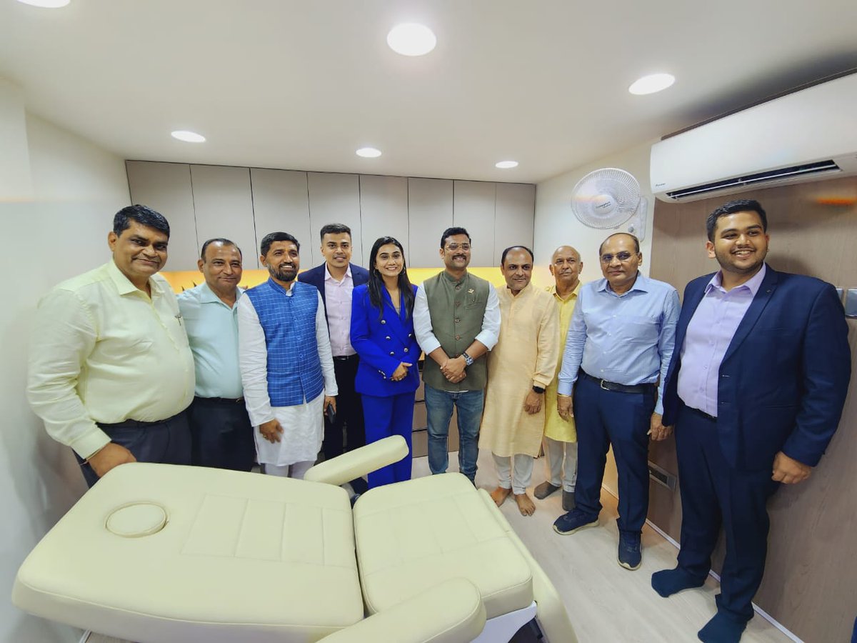 pareshthakur00's tweet photo. Honoured to inaugurate the ONESKIN clinic at Kharghar, wished the team of ONESKIN clinic all the best luck for the future endeavours...
#Health #Care #Oneskin #kharghar #Clinic #Panvel #Paresh #Thakur https://t.co/Rz4aJWbmKc