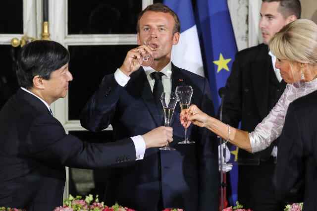 🥂🇫🇷 FLASH - Alors que le gouvernement souhaite économiser, l’Élysée s’apprête à commander pas moins de 11.000 bouteilles de champagne. (L’Informé)