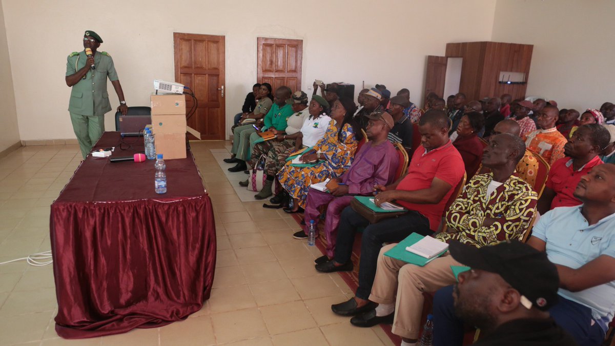 Pour armer les acteurs engagés dans LaGestionEtlOpérationnalisation du secteur ForêtBois dans la province de l’Ogooué-Ivindo, la DirectionProvincialeDesEauxEtForêts de l’Ogooué-Ivindo et des ONGs ConservationJustice et Brainforest ont uni leurs efforts du 26 mars au 6 avril passé