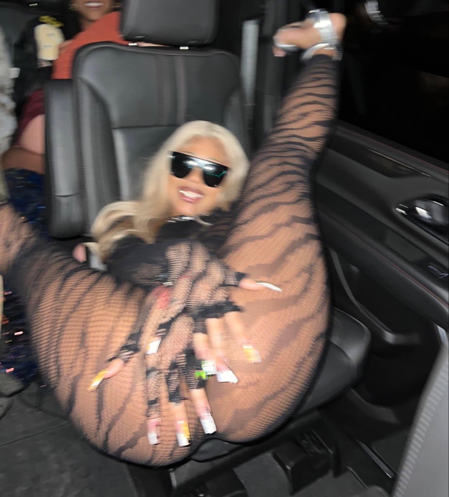 him: let’s go to the back seat 

me: READYYYYY